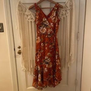 NWOT White House Black Market floral dress